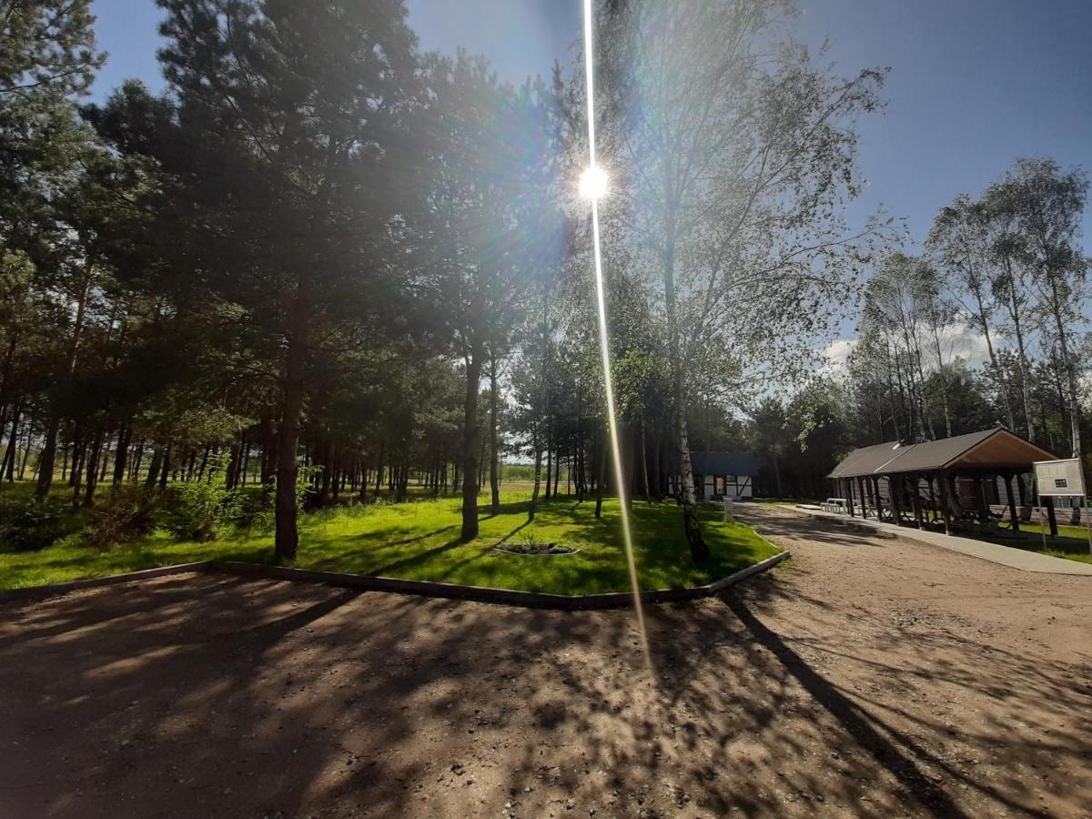 Osrodek Wypoczynkowy Lubu Dubu Hotell Dankow Exteriör bild